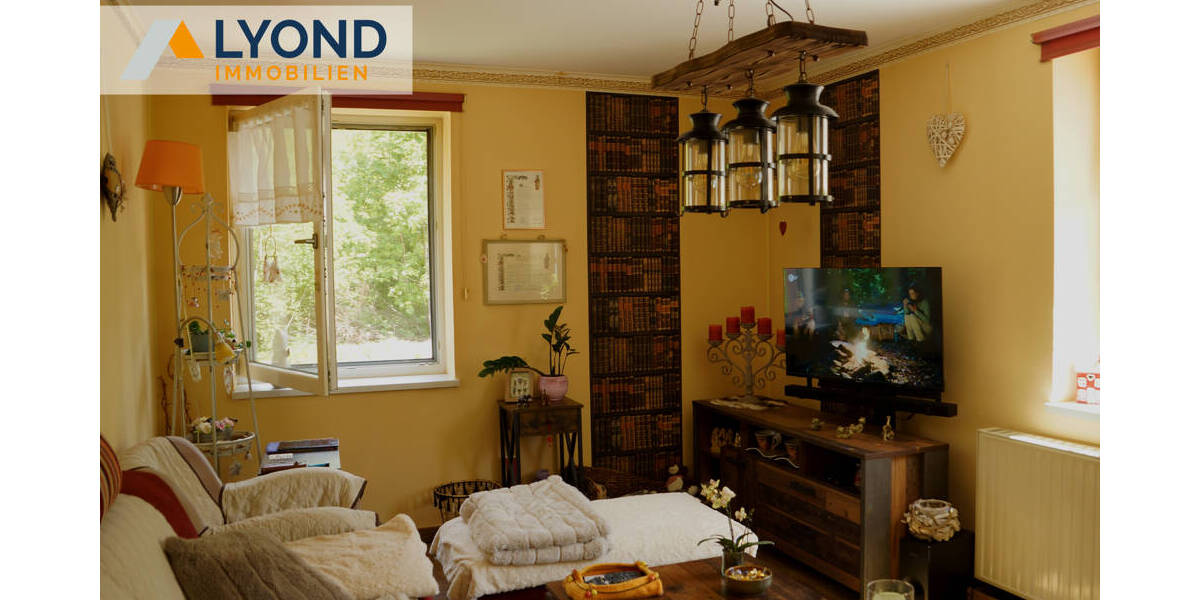 Etagenwohnung Suhl - 5 Zimmer, 135 m&sup2;, 175.000&euro; | Angebot:25819981