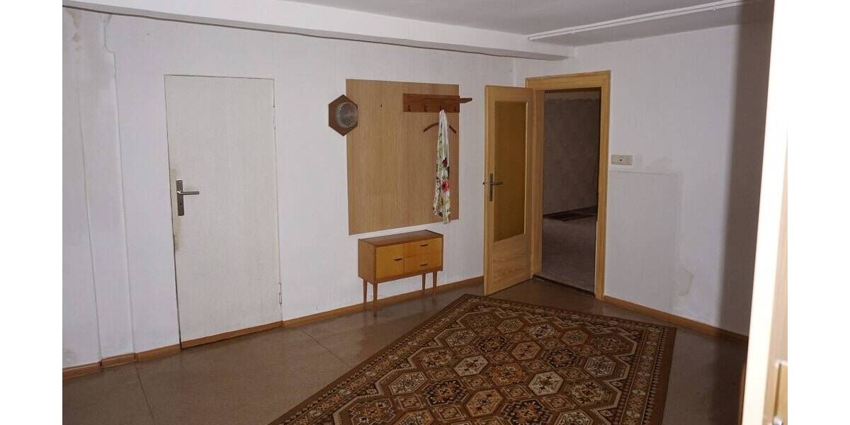 Mehrfamilienhaus, Wohnhaus Markneukirchen - 9 Zimmer, 220 m&sup2;, 90.000&euro; | Angebot:26360178