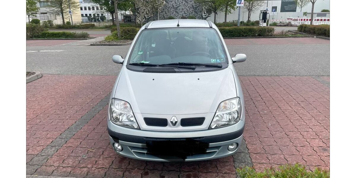 Renault Scenic 210.000 km 1.750 &euro; München 81369