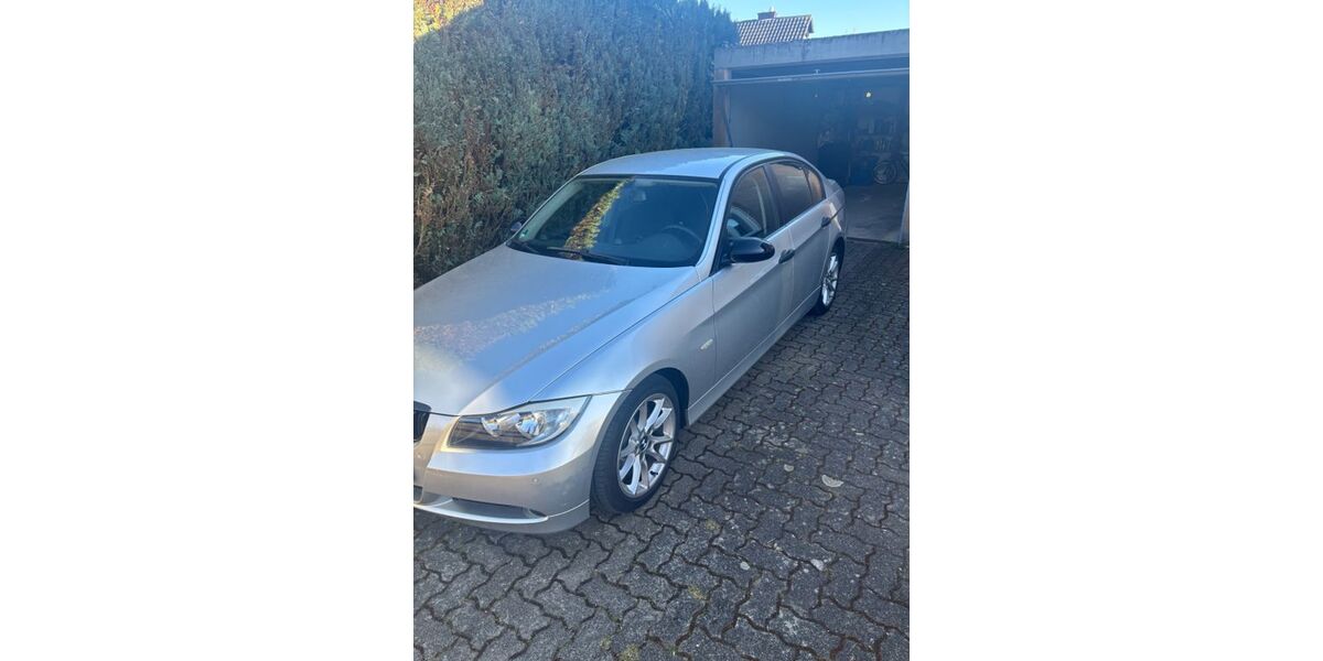 BMW 320 86.000 km 6.000 &euro; Hatzenbühl 76770