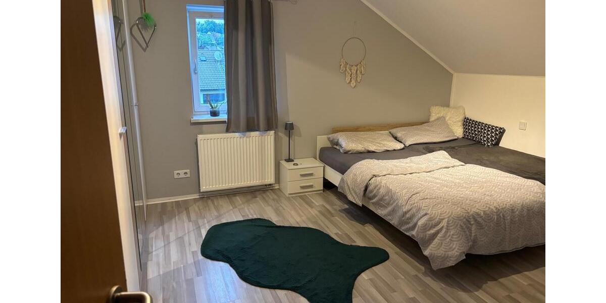 Einfamilienhaus Altenstadt an der Waldnaab - 6 Zimmer, 207 m&sup2;, 340.000&euro; | Angebot:26314577