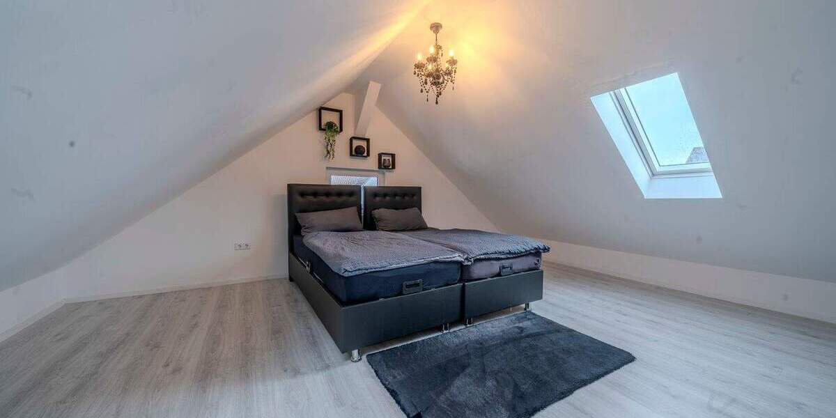 Einfamilienhaus Leichlingen - 8 Zimmer, 176 m&sup2;, 649.000&euro; | Angebot:25669323