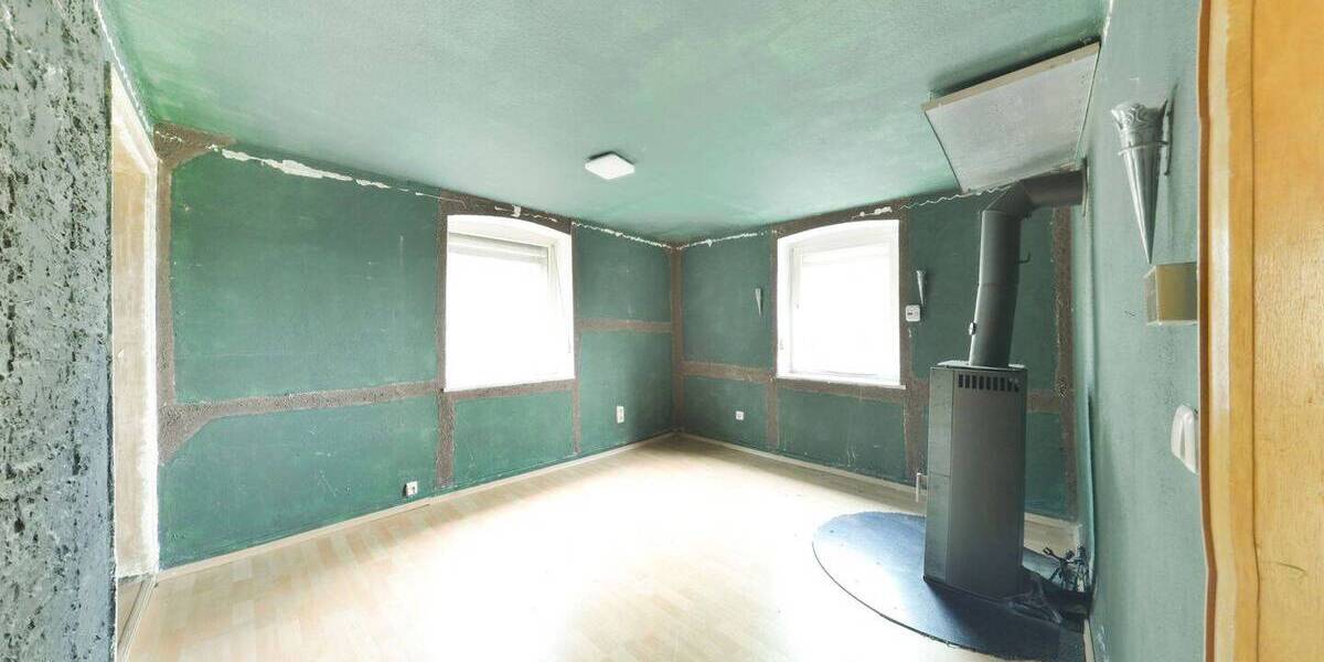 Einfamilienhaus Rinteln Engern - 7 Zimmer, 127 m&sup2;, 95.000&euro; | Angebot:26360197