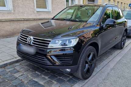 VW Touareg 132.000 km 26.500 € München 81371