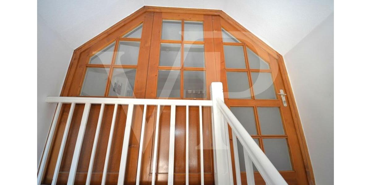 Villa Seeheim-Jugenheim Jugenheim - 8 Zimmer, 220 m&sup2;, 2.530&euro; | Angebot:24871393