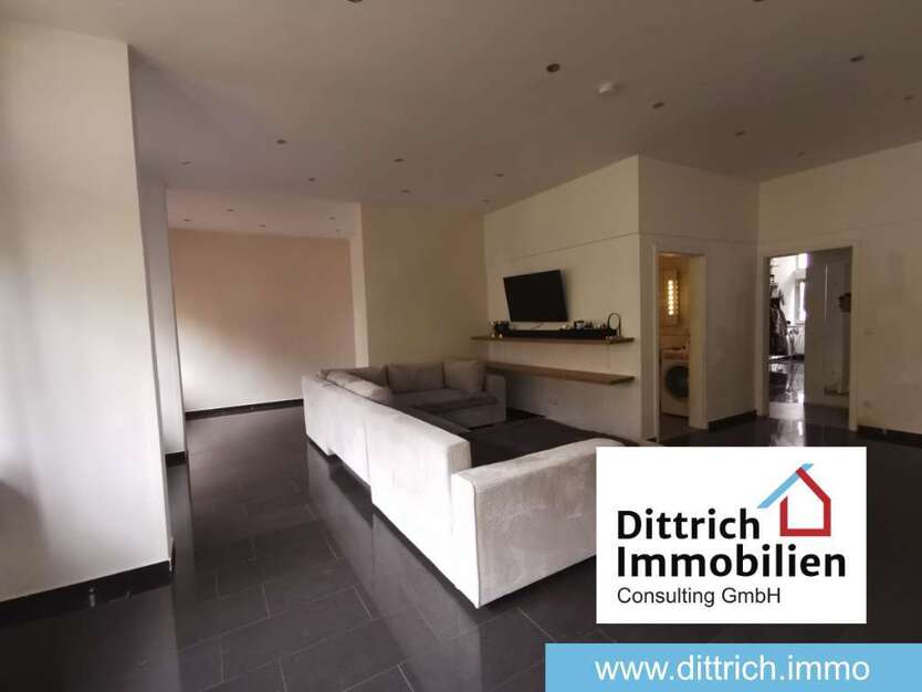 Wohnung zum Kaufen in Pforzheim 167.000 € 117 m² 3 zimmer