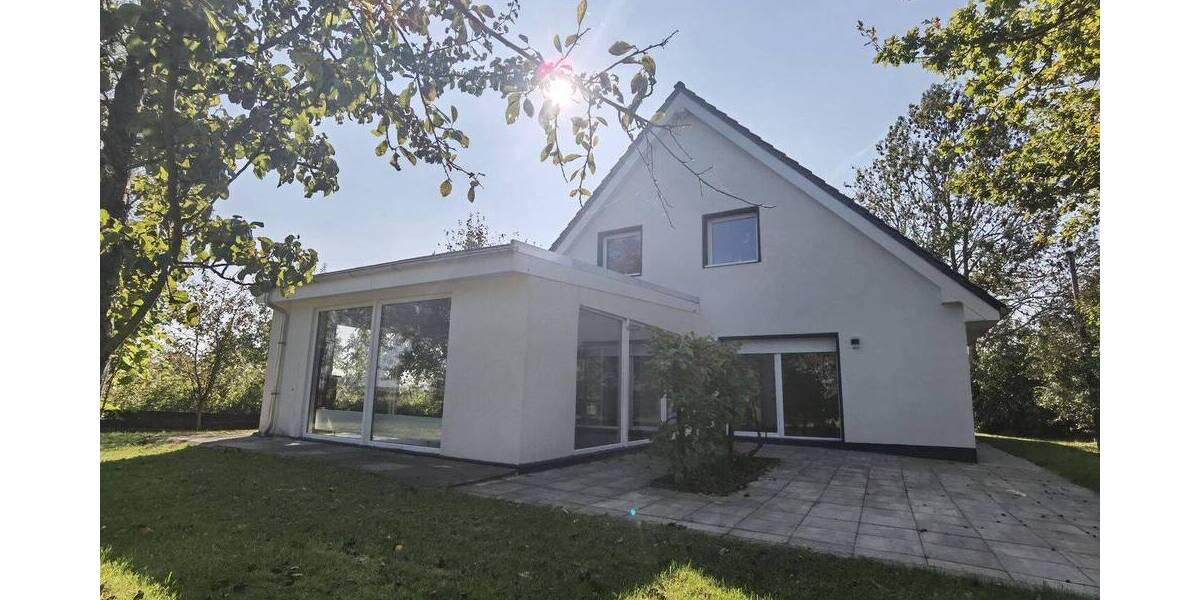 Einfamilienhaus Nordleda - 5 Zimmer, 243 m&sup2;, 490.000&euro; | Angebot:26886411
