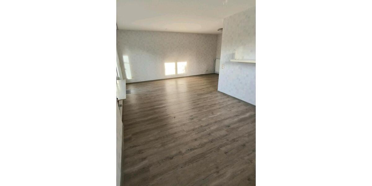 Erdgeschoßwohnung Hanau - 2.5 Zimmer, 89 m&sup2;, 1.295&euro; | Angebot:24957461