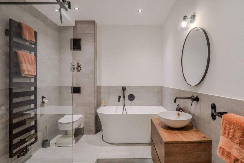 Modernes Loft mit Südbalkon & Stellplatz - Zentrale Lage in Nürnberg 5 zimmer