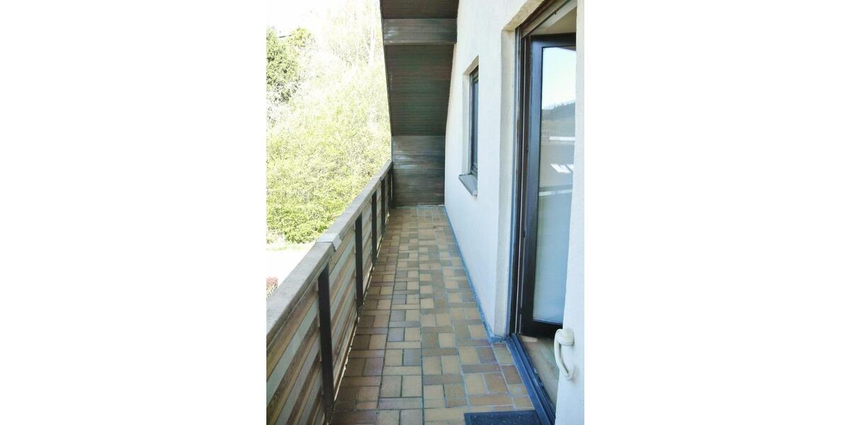 Dachgeschoßwohnung Kall - 3 Zimmer, 87 m&sup2;, 696&euro; | Angebot:23226679