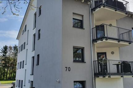 Moderne 2-Zimmerwohnung mit Balkon, Aufzug u. Garage in SLS-Roden 2 zimmer