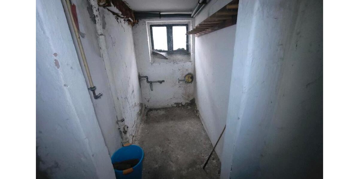 Einfamilienhaus Waldsassen - 6 Zimmer, 180.000&euro; | Angebot:21813445