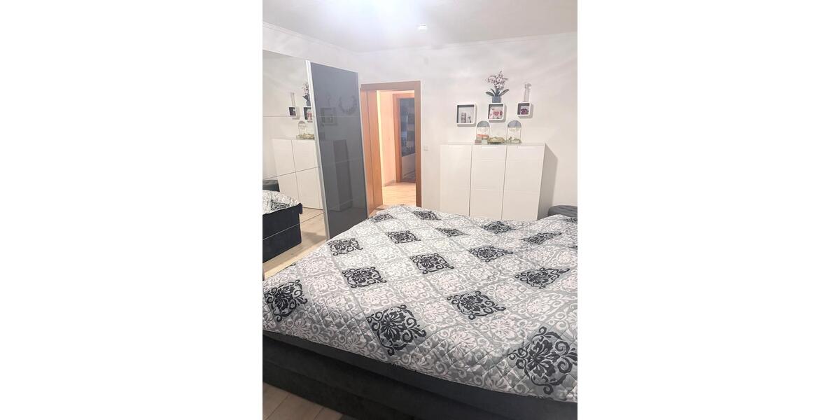 Etagenwohnung Ingolstadt Nordost - 4 Zimmer, 90 m&sup2;, 375.000&euro; | Angebot:26818595