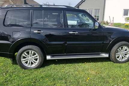 Mitsubishi Pajero 85.000 km 33.890 &euro; Dörrebach 55444