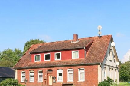 Mehrfamilienhaus mit großem Grundstück zimmer