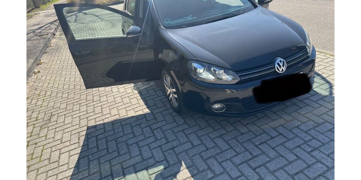 VW Golf 88.000 km 8.200 &euro; Neulingen 75245