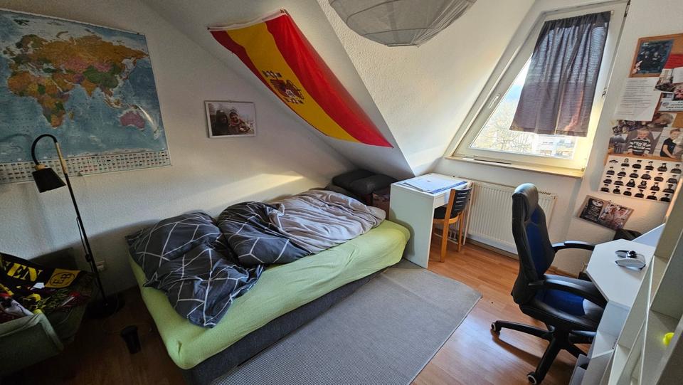 Etagenwohnung Siegen Weidenau - 4 Zimmer, 92 m&sup2;, 850&euro; | Angebot:25352309