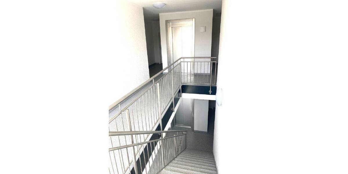 Etagenwohnung PETERSBERG BÖCKELS Böckels - 4 Zimmer, 147 m&sup2;, 1.620&euro; | Angebot:26804504