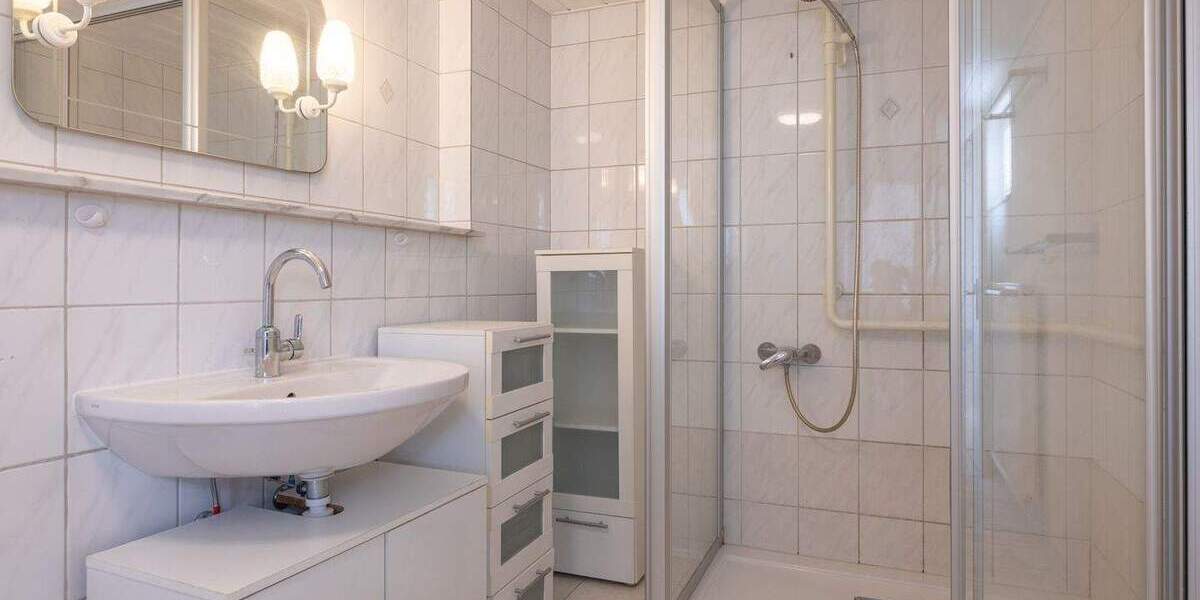 Einfamilienhaus Eggingen - 7 Zimmer, 180 m&sup2;, 475.000&euro; | Angebot:25776223