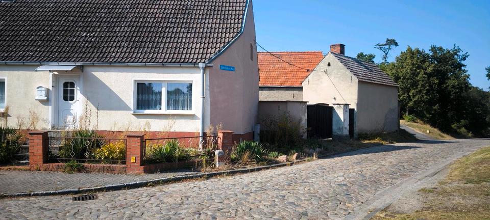 Reihenhaus Stendal - 4 Zimmer, 90 m&sup2;, 145.000&euro; | Angebot:25931344