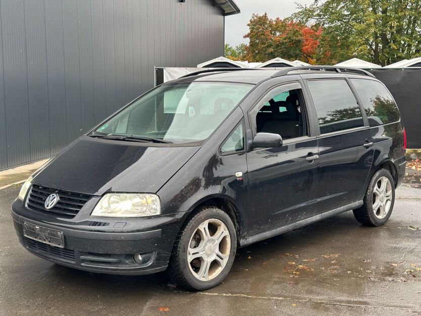 Seat Alhambra 299.999 km 2.400 € Bad sassendorf 59505