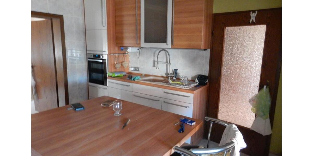 Einfamilienhaus Homberg (Efze) - 4 Zimmer, 151 m&sup2;, 189.000&euro; | Angebot:27118212