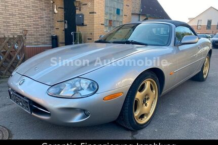 Jaguar XK8