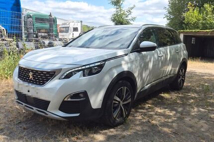 Peugeot 5008 129.500 km 15.100 &euro; Bocholt 46395