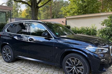 BMW X5 87.000 km 56.490 € Dresden 01159