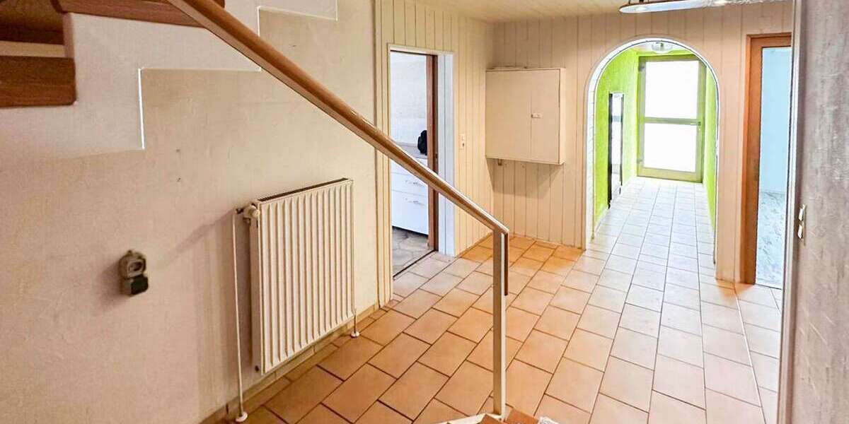 Einfamilienhaus Wilhermsdorf - 6 Zimmer, 220 m&sup2;, 220.000&euro; | Angebot:26828380
