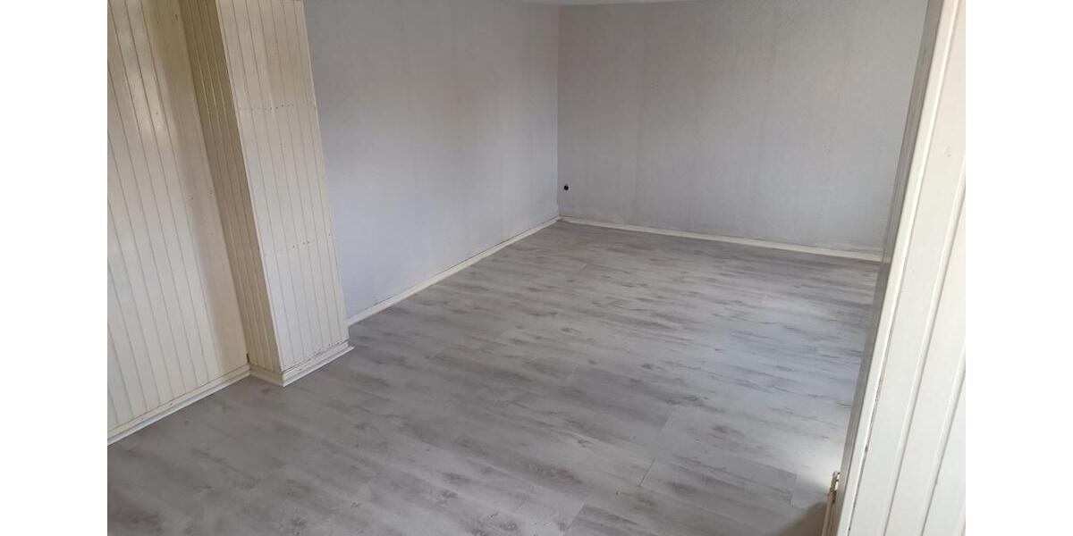 Mehrfamilienhaus, Wohnhaus Ilsede - 8 Zimmer, 198 m&sup2;, 155.000&euro; | Angebot:26416093