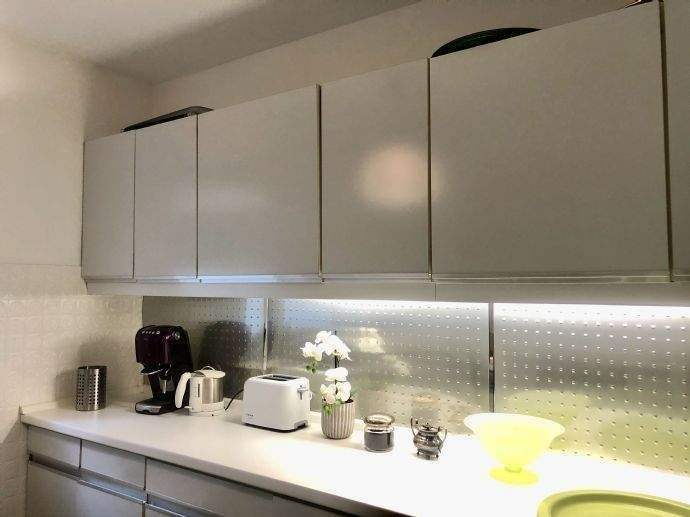 Pauschalmiete EUR 3.400,-_Charmantes Doppelhaus vollmöbliert_Garten_Terrasse_Balkon 3 zimmer