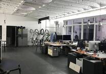 Top Arbeitsplätze im urbanen Loftbüro in Köln Nippes - All-in-Miete
