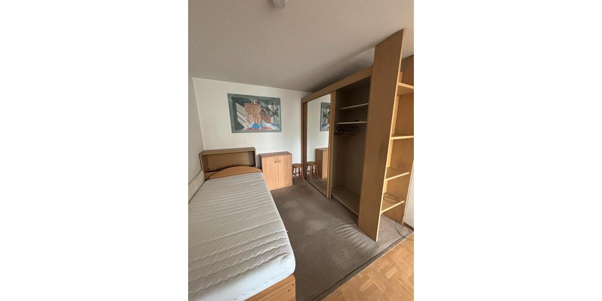 Etagenwohnung Ingolstadt Friedrichshofen-Hollerstauden - 1 Zimmer, 38 m&sup2;, 610&euro; | Angebot:26630191
