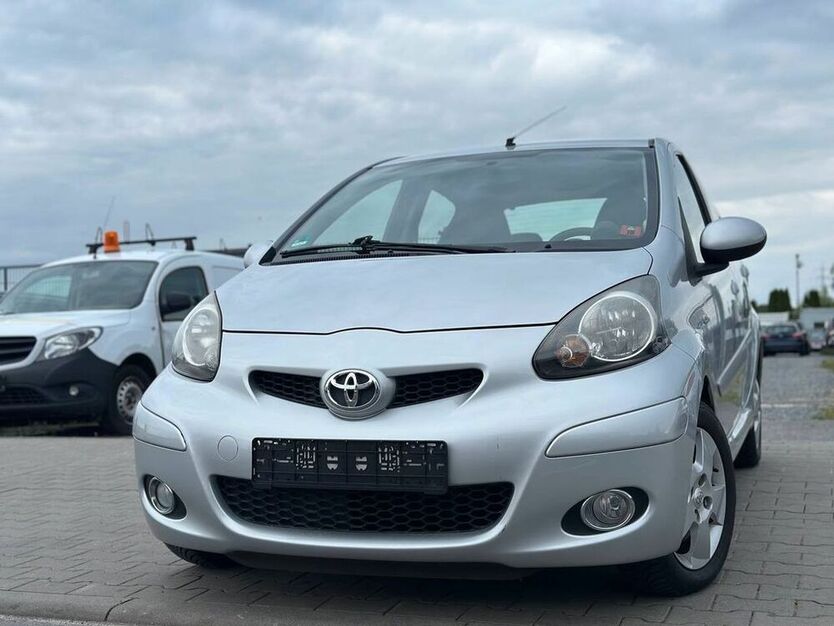Aygo (X)
