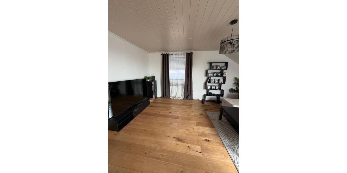 Dachgeschoßwohnung Bad Bentheim - 3 Zimmer, 75 m&sup2;, 860&euro; | Angebot:26119314