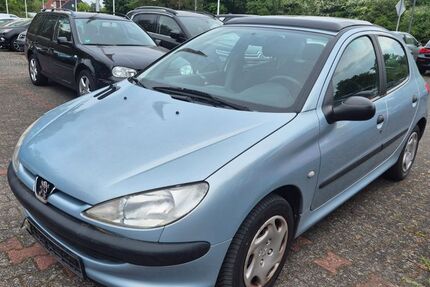 Peugeot 206 172.000 km 1.000 &euro; Detmold 32756