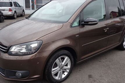 VW Touran 255.700 km 5.400 € Tauberbischofsheim 97941