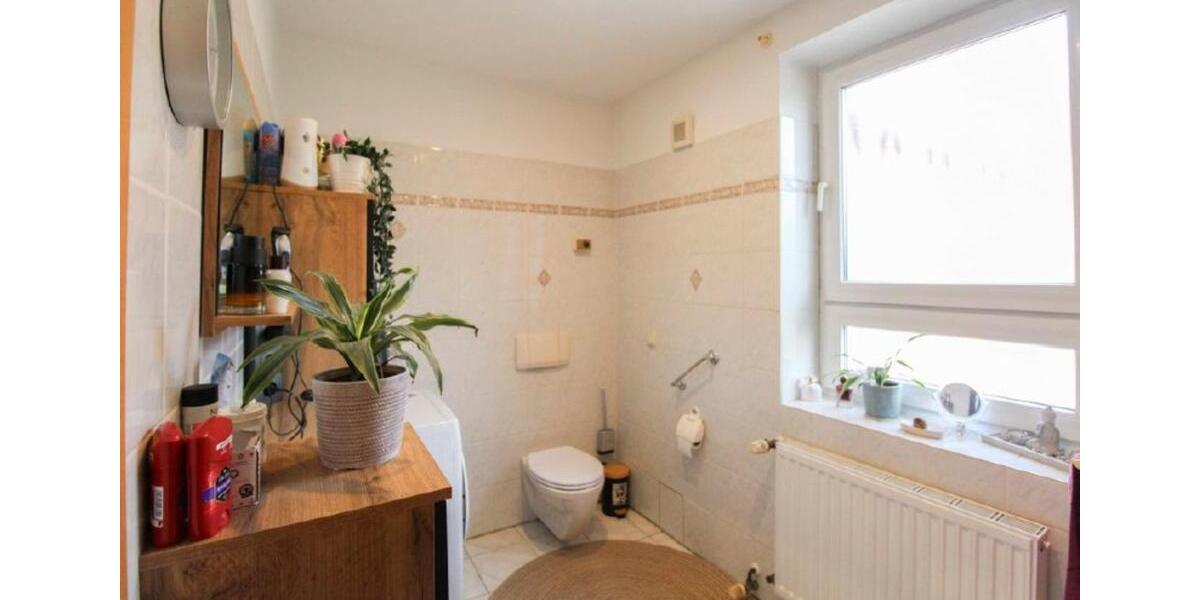 Erdgeschoss-Wohnung mit Terrasse und Garten 2 zimmer