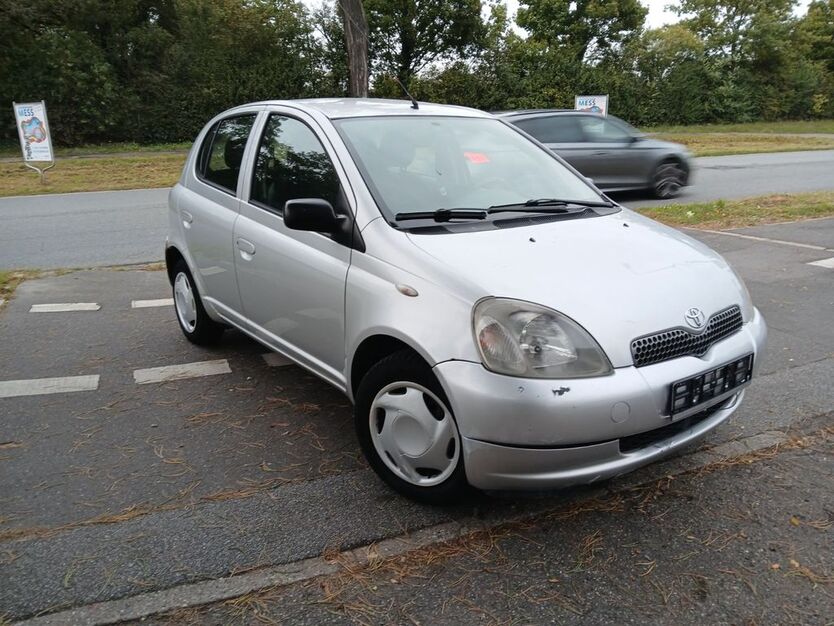 Toyota Yaris 207.000 km 1.300 € Mannheim 68169