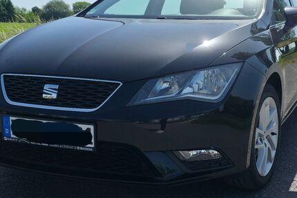 Seat Leon 108.900 km 8.300 &euro; Wilsdruff 01723
