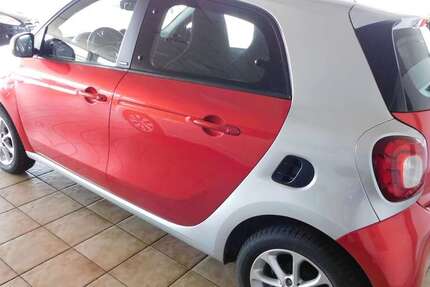 Smart forFour 71.789 km 8.799 &euro; Limburg-Dauborn 65597