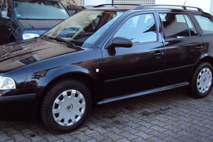 Skoda Octavia 165.600 km 3.890 &euro; Oschatz 04758
