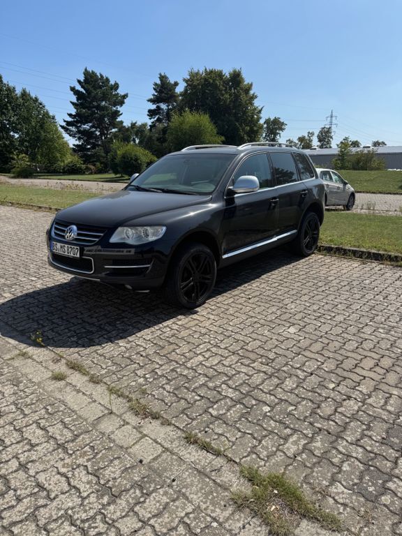VW Touareg 220.000 km 8.500 € Braunschweig 38116