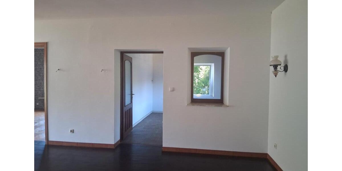 Erdgeschoßwohnung Hellenthal - 4 Zimmer, 120 m&sup2;, 900&euro; | Angebot:26502617
