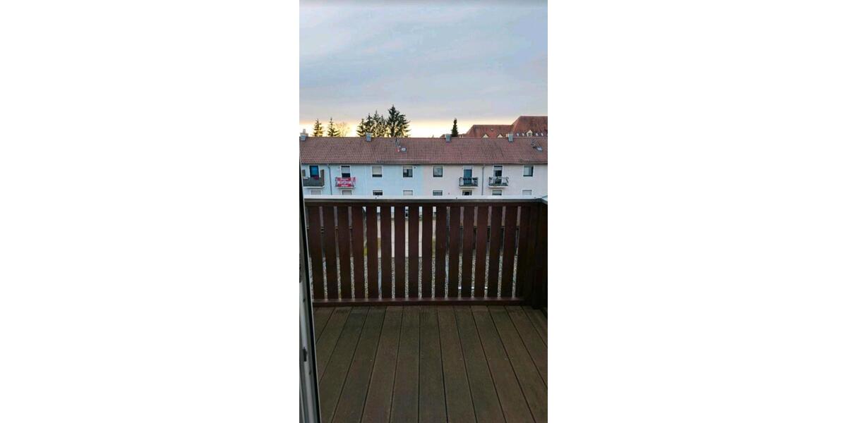 Dachgeschoßwohnung Maxhütte-Haidhof Haidhof - 3 Zimmer, 83 m&sup2;, 920&euro; | Angebot:24253593