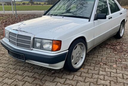 Mercedes-Benz 190 166.000 km 5.900 &euro; Neuhausen-Pforzheim 75242