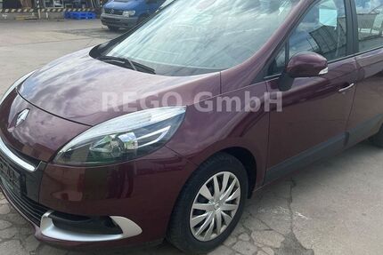 Renault Scenic 114.965 km 3.300 € Pirna 01796