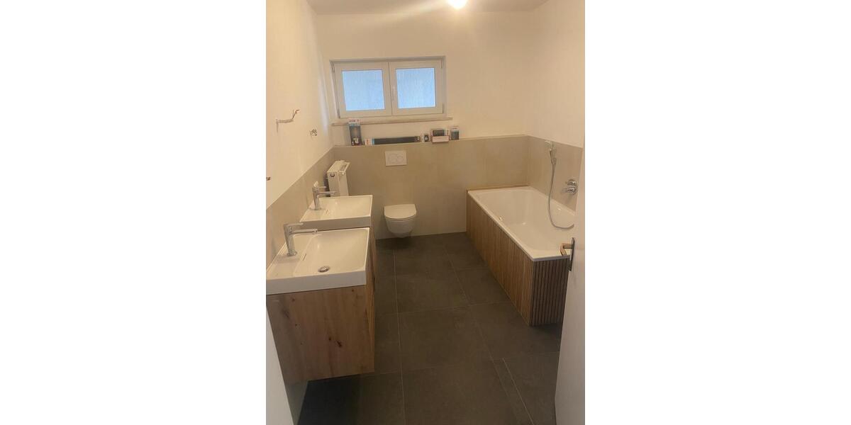 Erdgeschoßwohnung Odelzhausen - 5 Zimmer, 145 m&sup2;, 1.950&euro; | Angebot:26014453