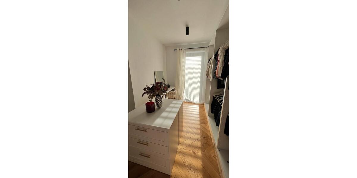 Einfamilienhaus Hankensbüttel - 8 Zimmer, 220 m&sup2;, 650.000&euro; | Angebot:26990772